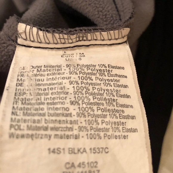 Bench - black coat - Picture 3 of 4